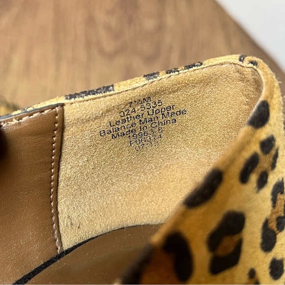 Liz Claiborne Leopard Cheetah Leather Heels Size 7.5 - Picture 12 of 14